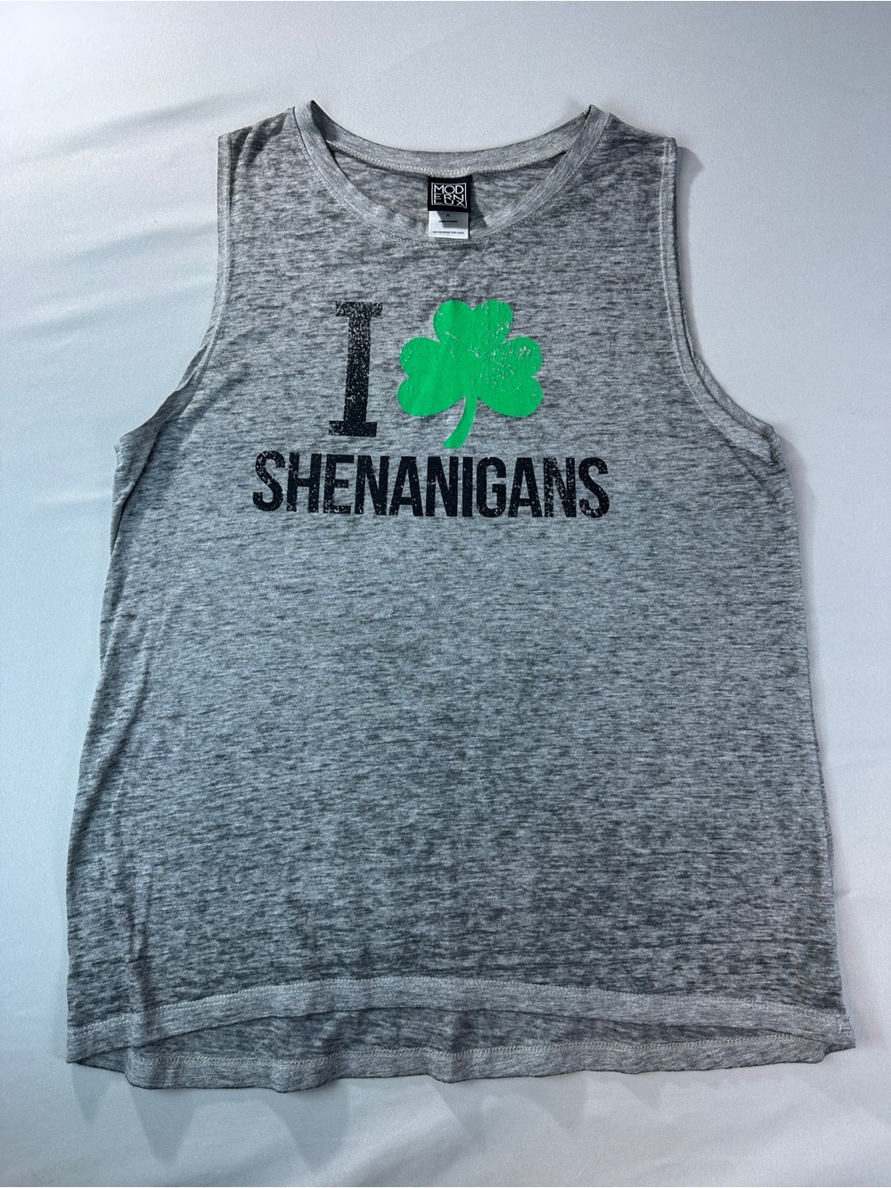 Modern Lux Gray Tank Top XL Green Shamrock 'I love Shenanigans' St Patrick’s